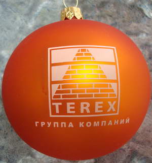 yelochnyy-sharik-s-logotipom-terex-korporativnyy-podarok-na-novyy-god